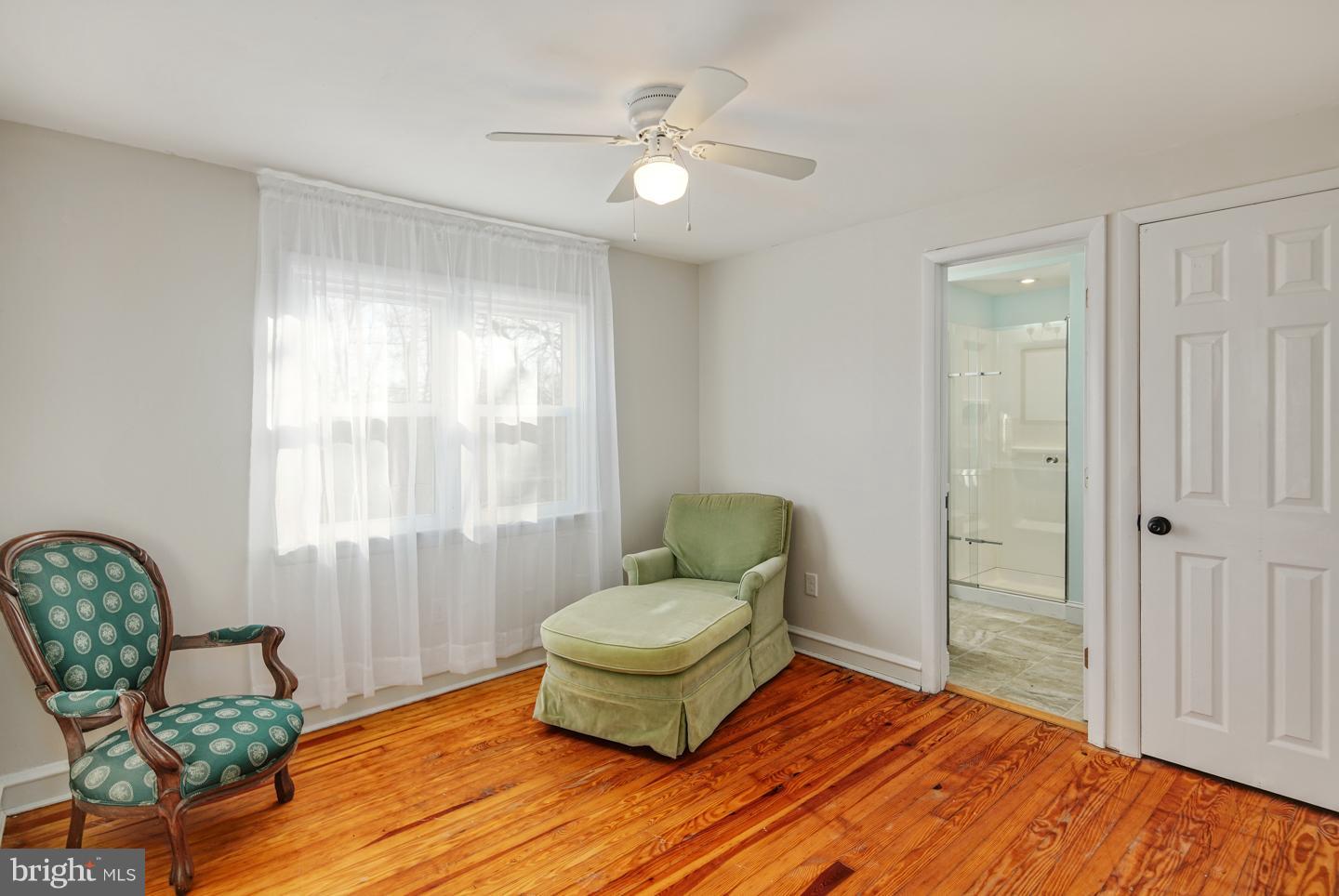 921 Thornton Road Boothwyn, PA 19061 - Photo 18 of 27