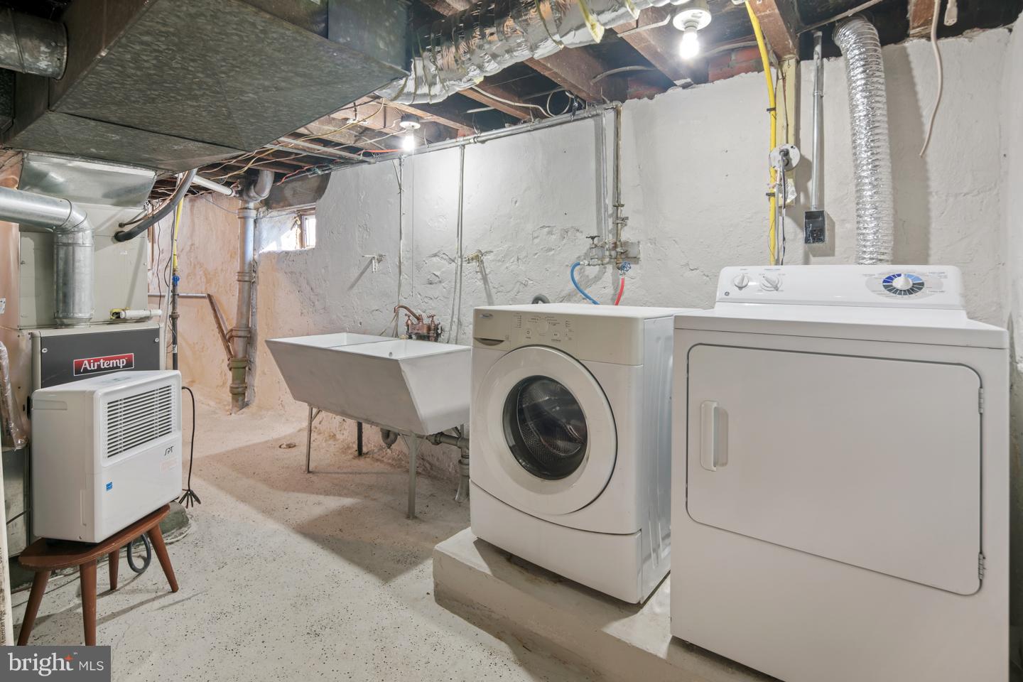 921 Thornton Road Boothwyn, PA 19061 - Photo 25 of 27