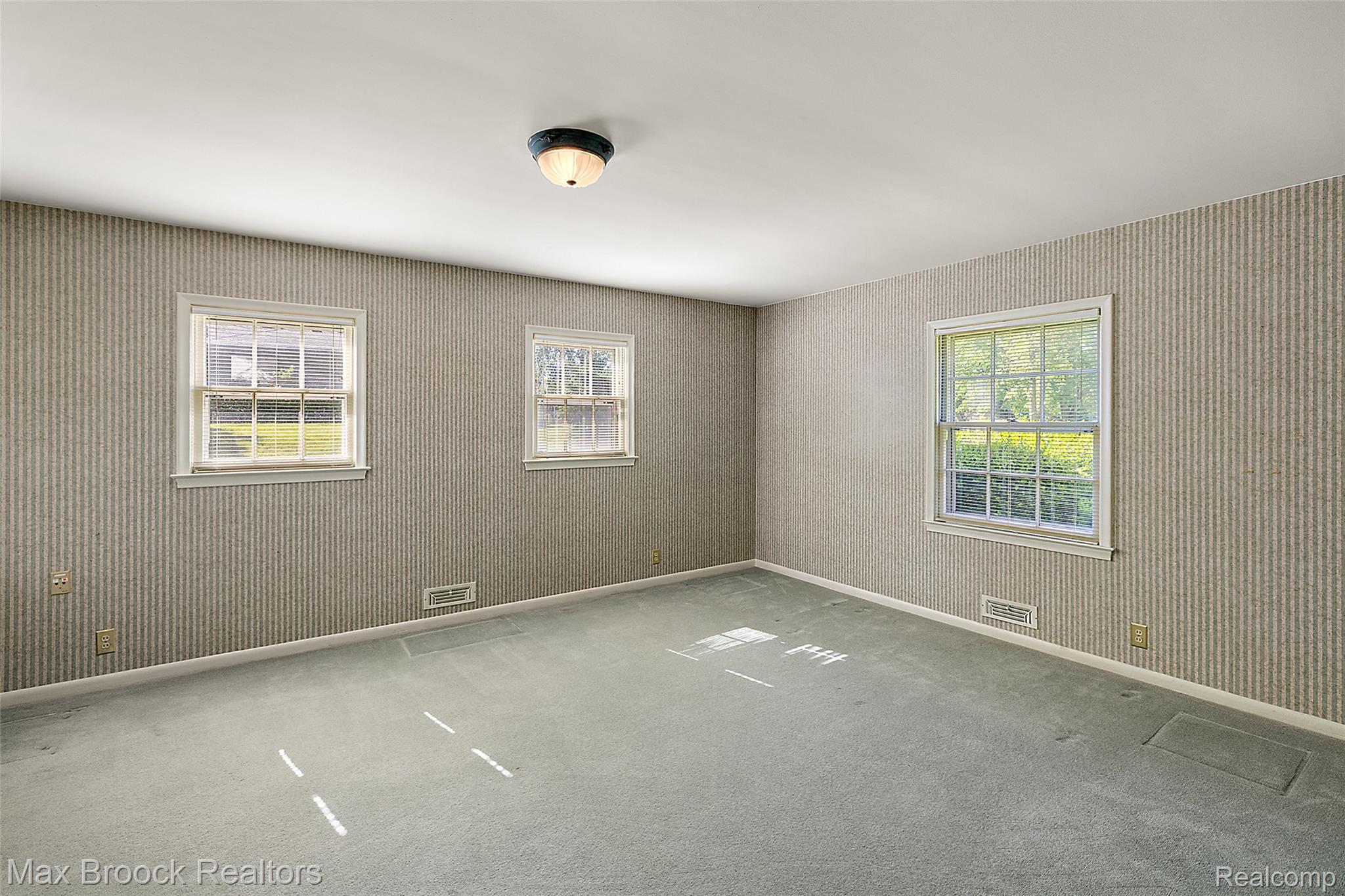 674 Rudgate Road Bloomfield Hills, MI 48304 - Photo 15 of 28 674 Rudgate-66.jpg