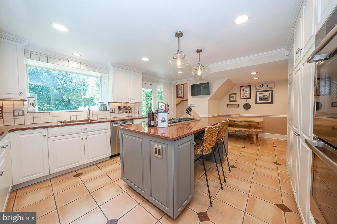 238 Righters Mill Road Penn Valley, PA 19072 - Photo 20 of 61 Eat-in Kitchen