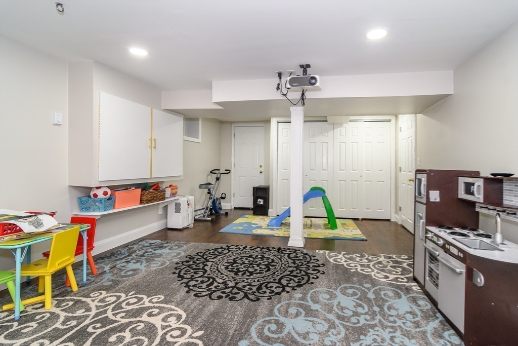 21 Nimitz Circle Natick, MA 01760 - Photo 20 of 26