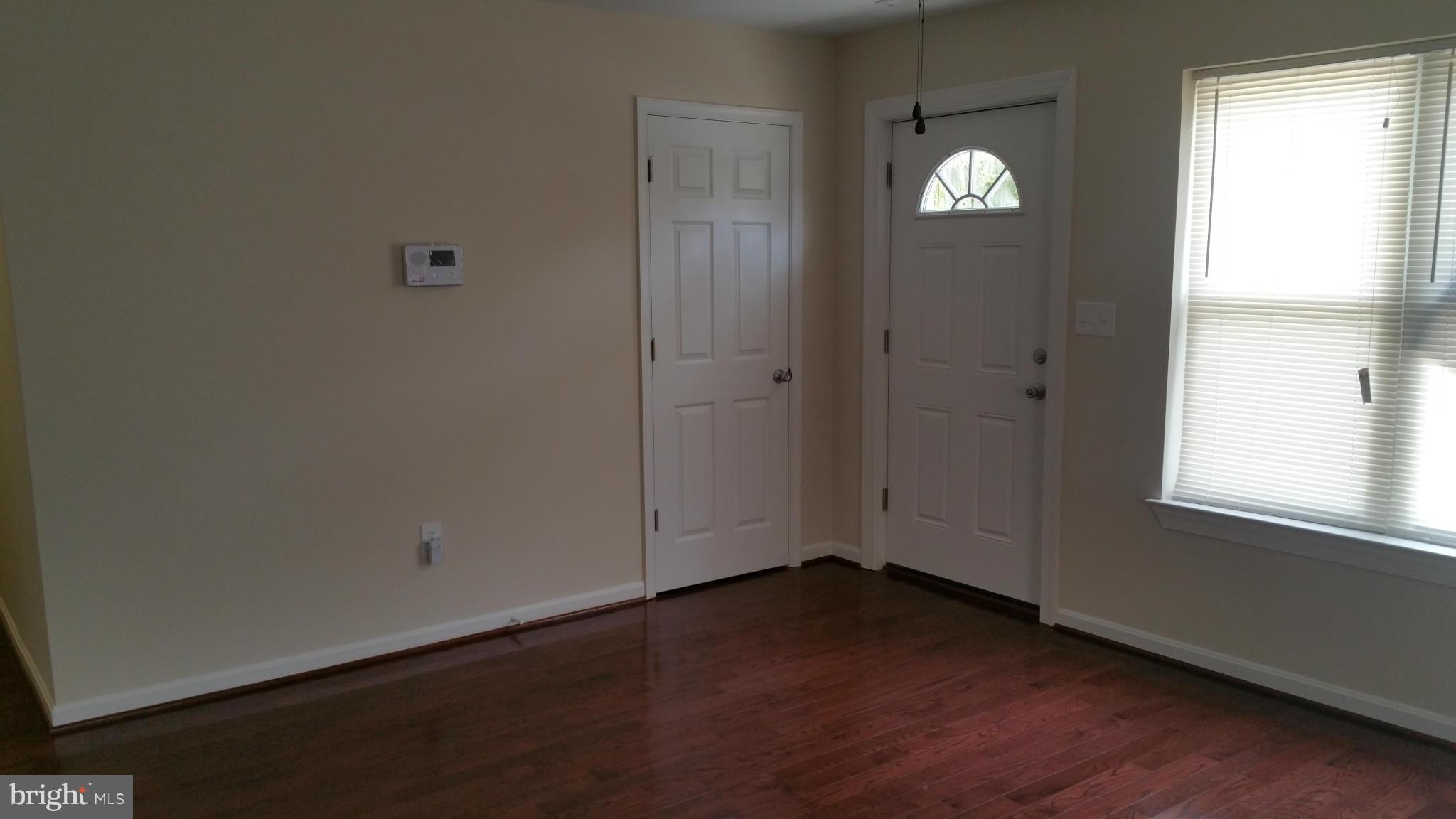 2002 Ritchie Road District Heights, MD 20747 - Photo 9 of 28 Living Room