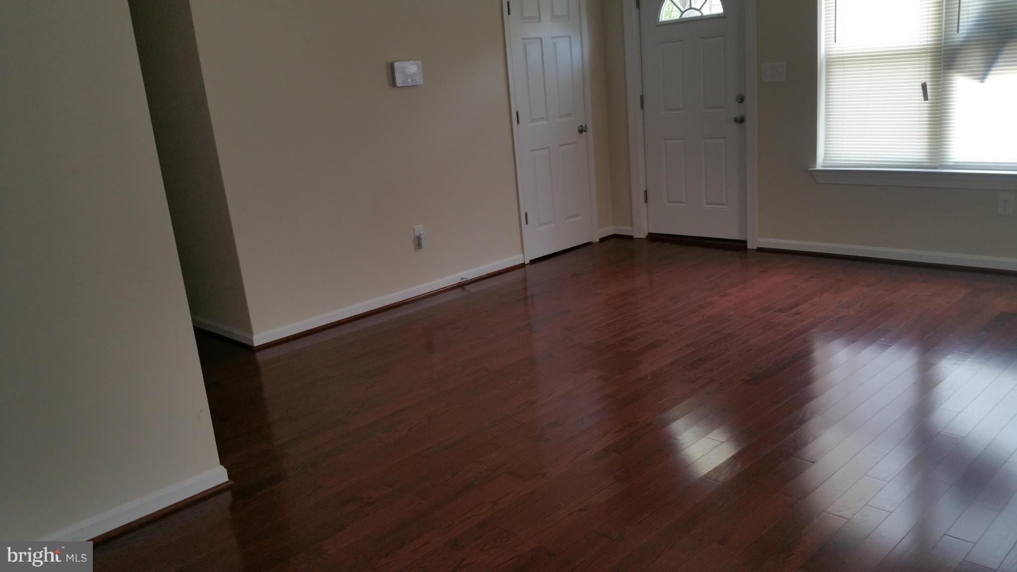 2002 Ritchie Road District Heights, MD 20747 - Photo 10 of 28 Living Room