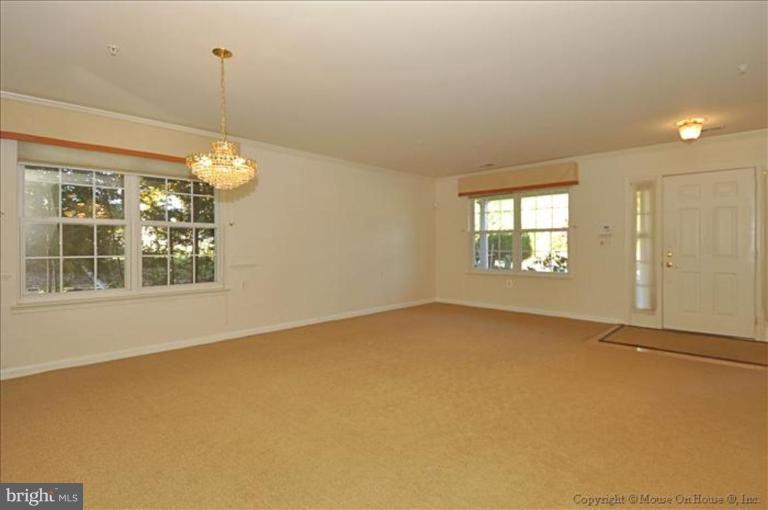 7407 Old Sandy Spring Road Laurel, MD 20707 - Photo 21 of 30 Living Room