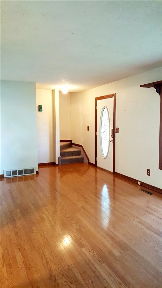 13090 Torrey Road Fenton, MI 48430 - Photo 6 of 52