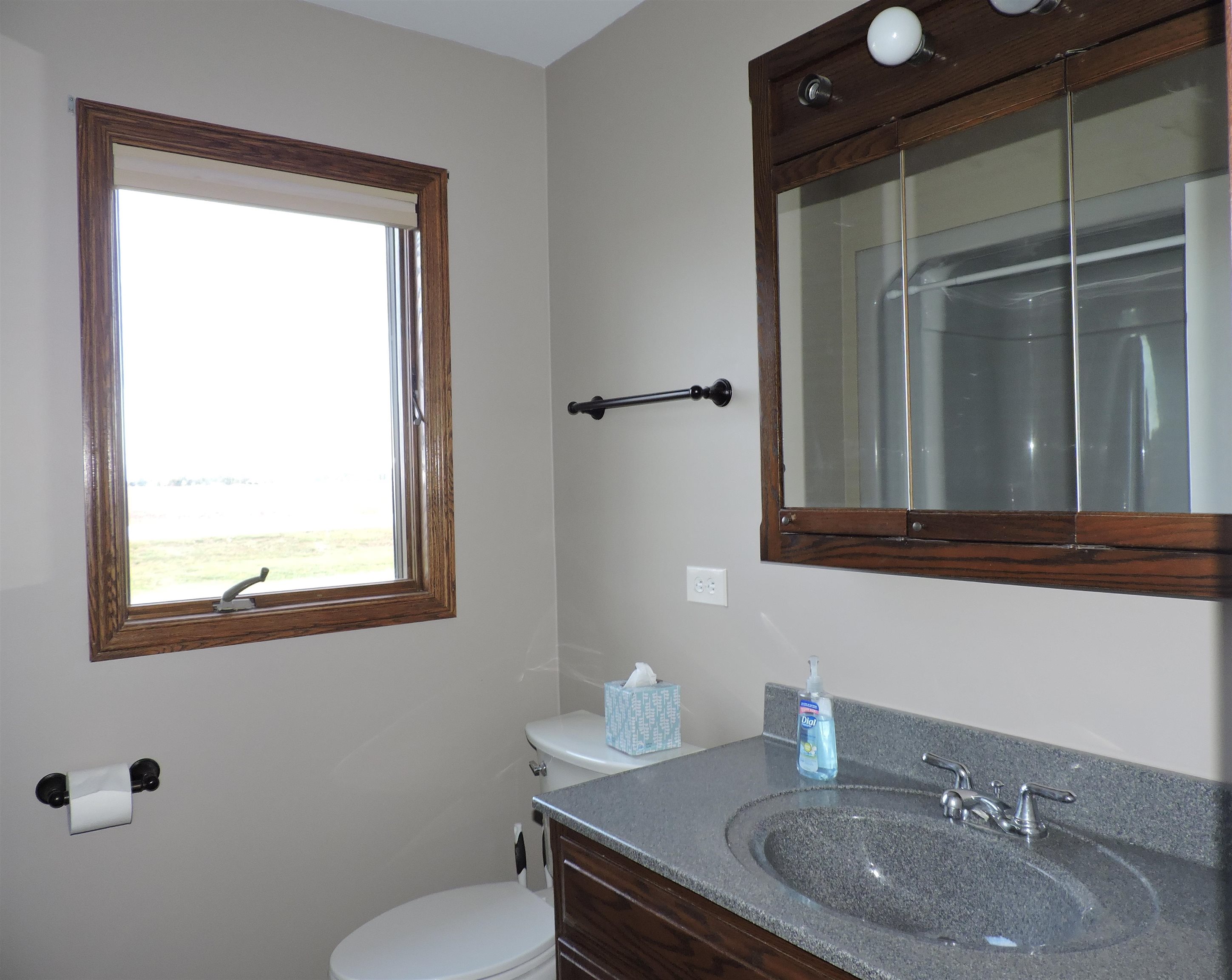 1126 East Parish Road Kawkawlin, MI 48631 - Photo 29 of 32