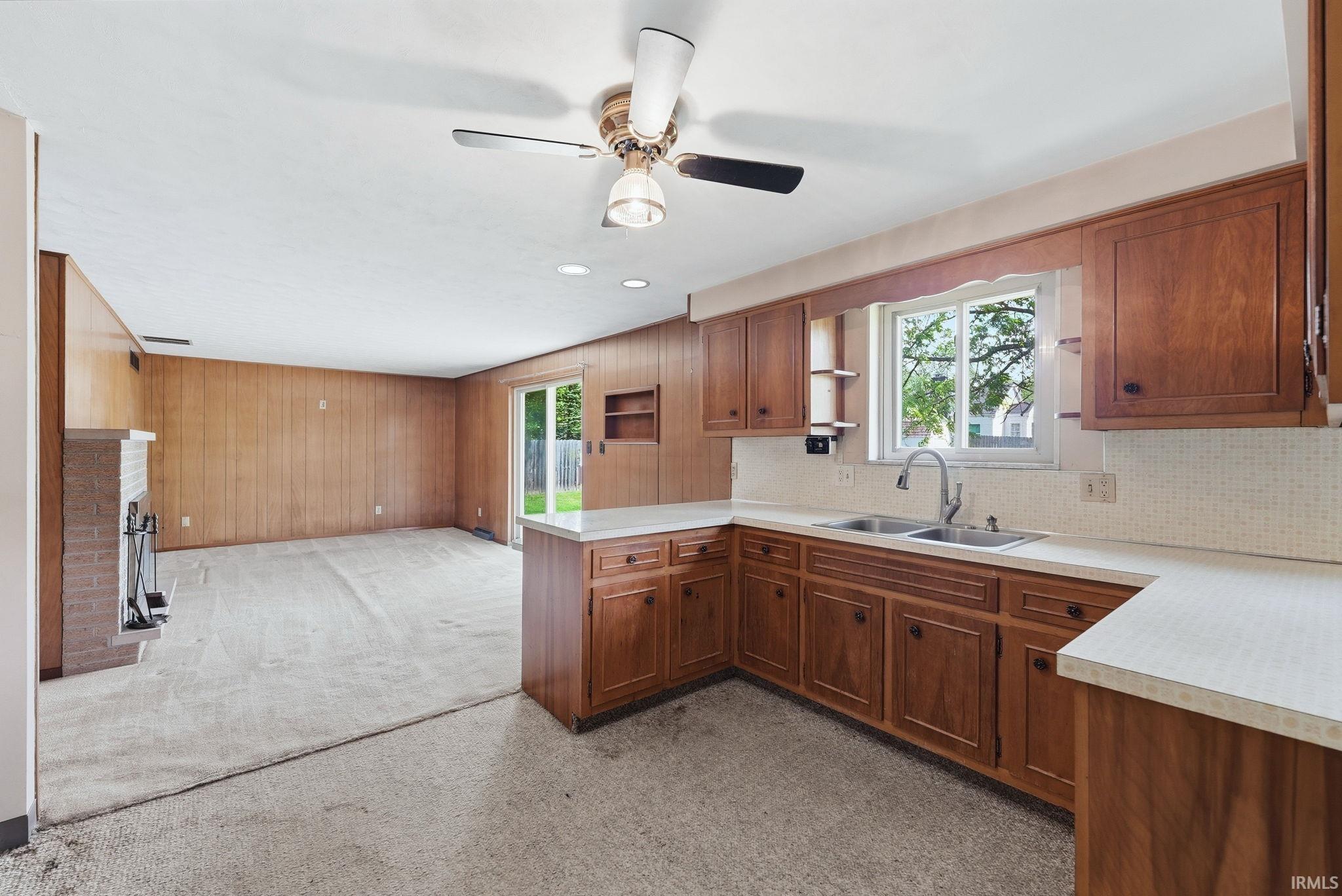 2710 Reed Road Fort Wayne, IN 46815 - Photo 13 of 34