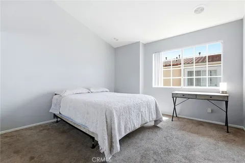 $659,000 | 7109 Farralone Avenue, Unit 117, Canoga Park, CA 91303