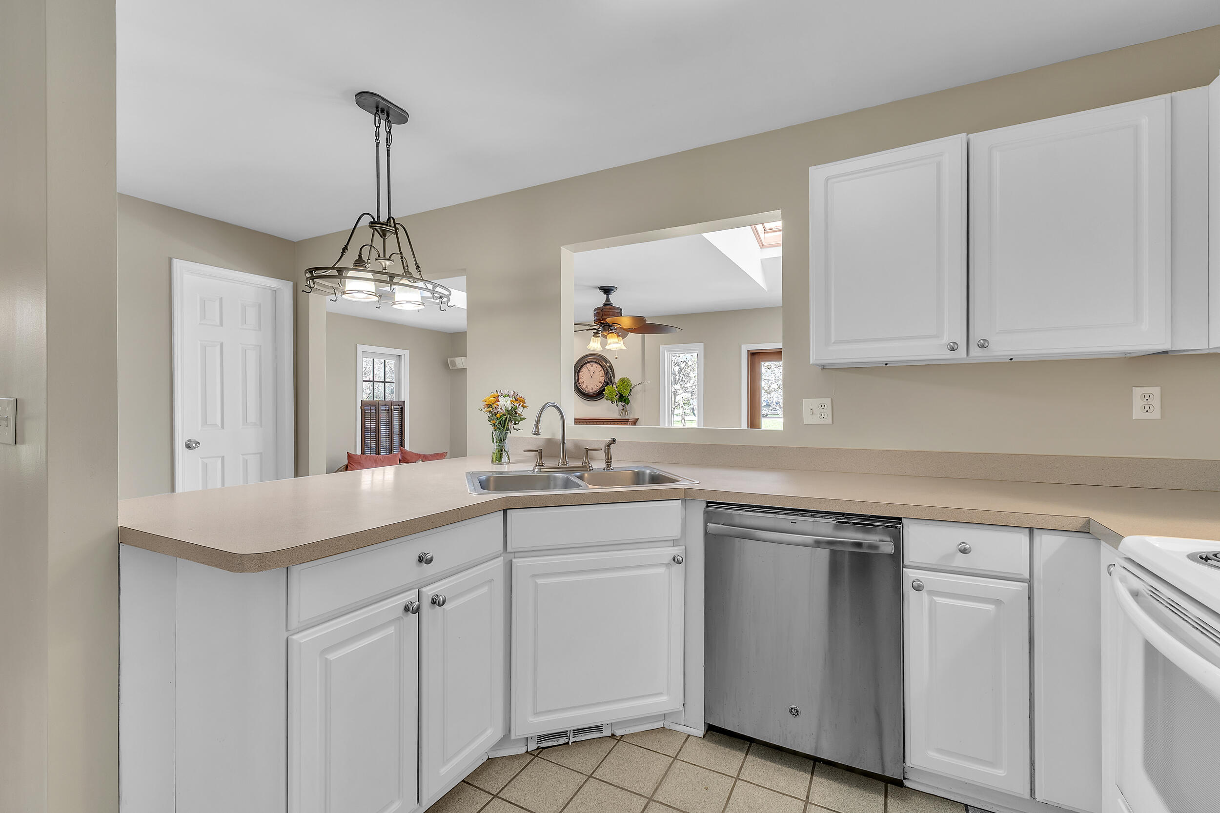 1144 Harding Avenue Rochester Hills, MI 48307 - Photo 14 of 50 harding-16