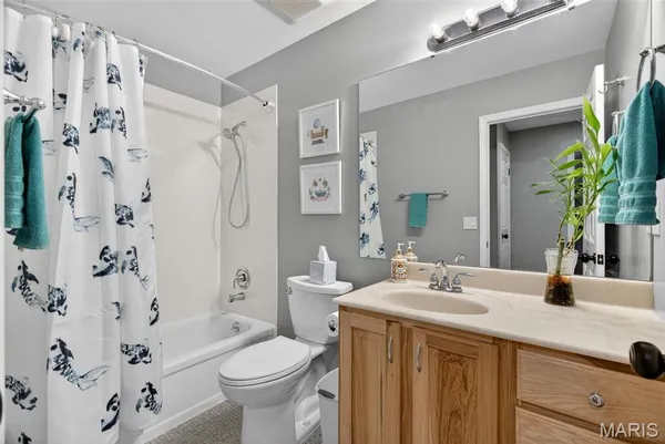 $399,900 | 28 Greenfield Drive, St. Peters, MO 63376
