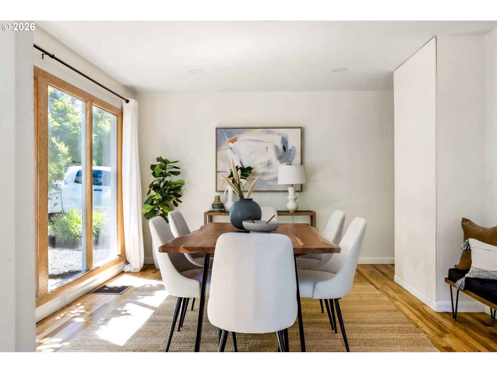 11207 Southwest 53rd Avenue Portland, OR 97219 - Photo 11 of 44