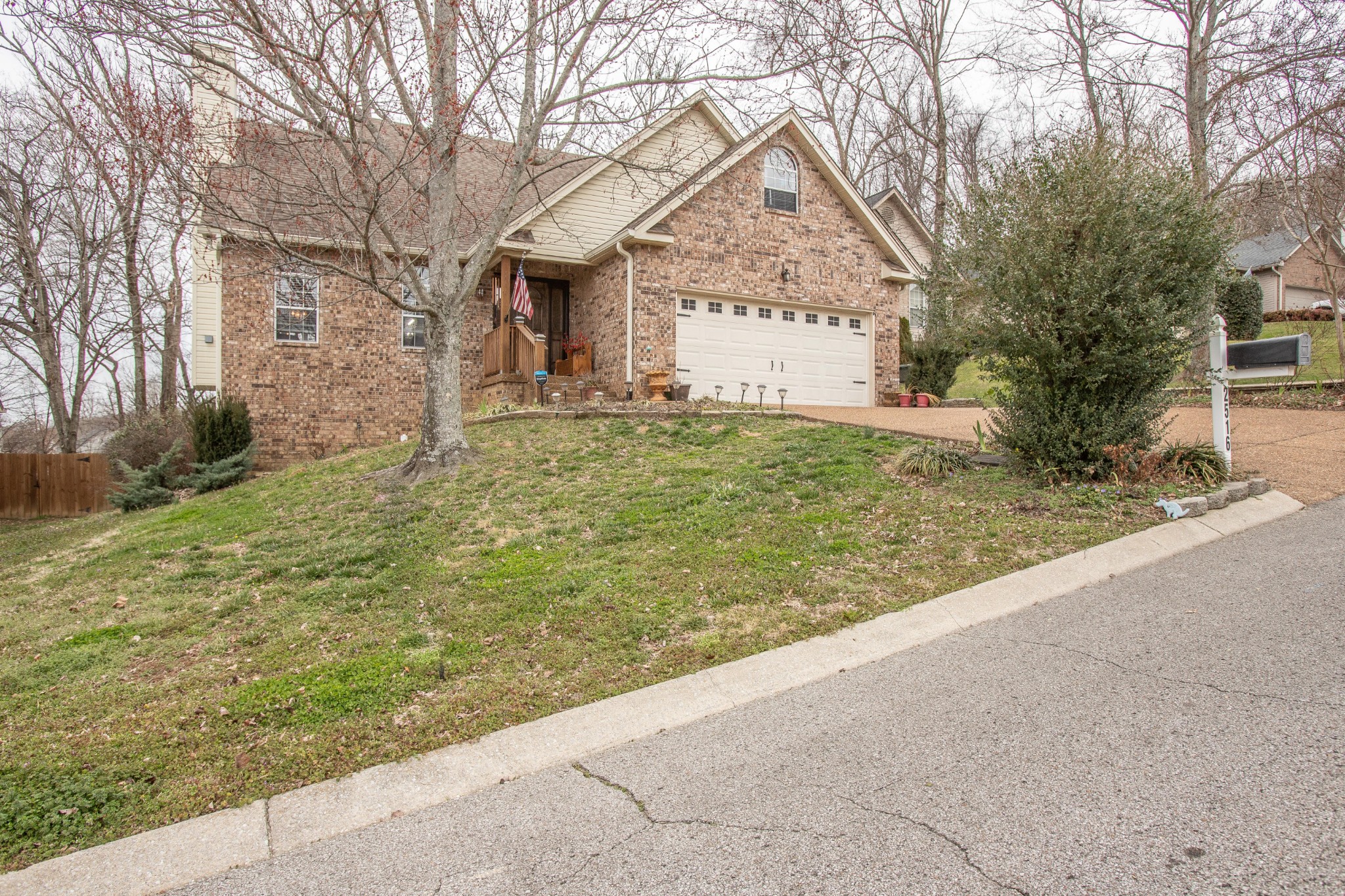 2516 Call Hill Road Nashville, TN 37211 - Photo 2 of 29 Gallery Image 2