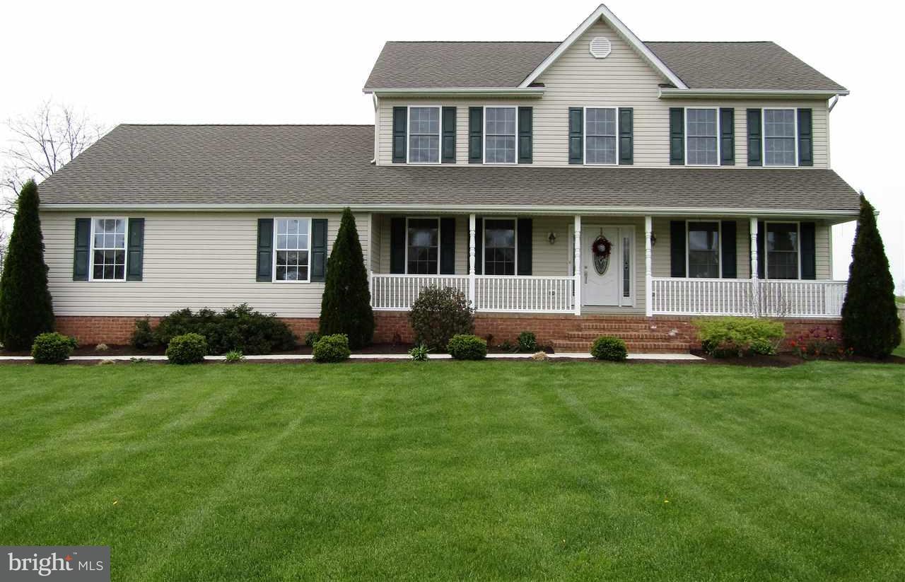 135 St Johns Road Littlestown, PA 17340 - Photo 1 of 36