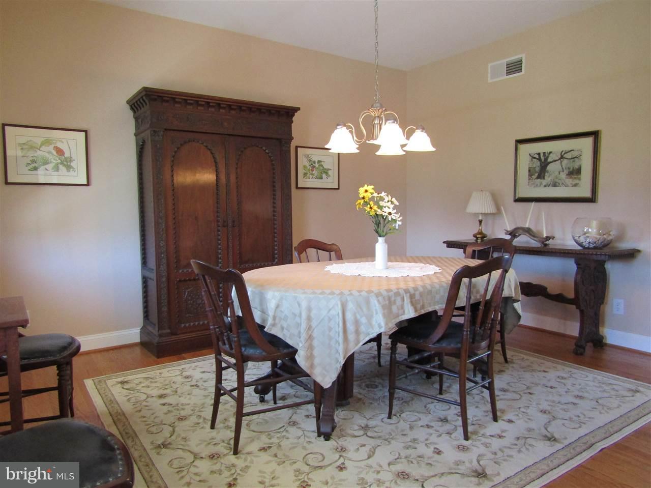 135 St Johns Road Littlestown, PA 17340 - Photo 6 of 36