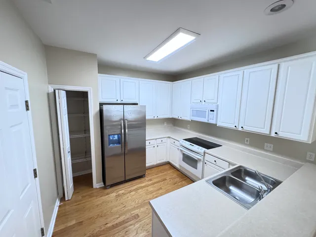 $2,200 | 1125 Mosswood Chase, Tallahassee, FL 32312