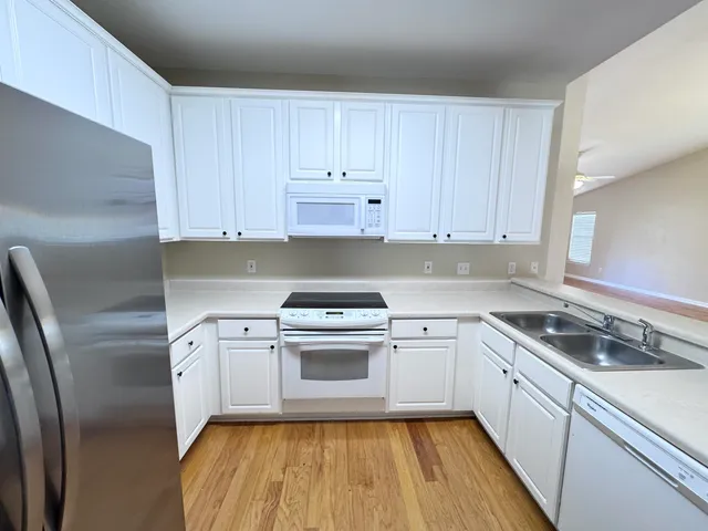 $2,200 | 1125 Mosswood Chase, Tallahassee, FL 32312