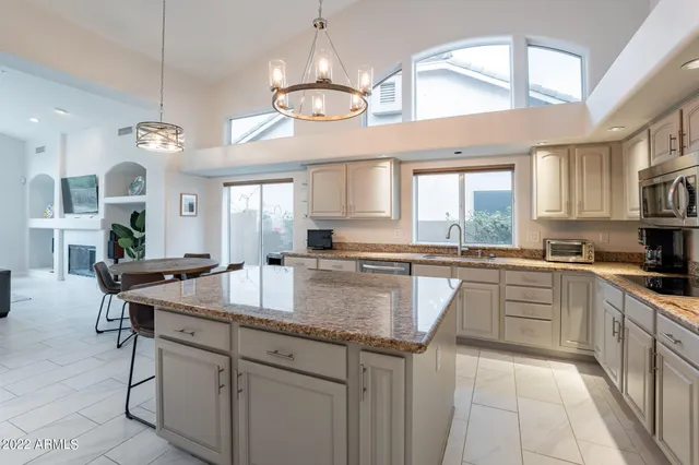 $9,500 | 11056 East Oberlin Way, Scottsdale, AZ 85262