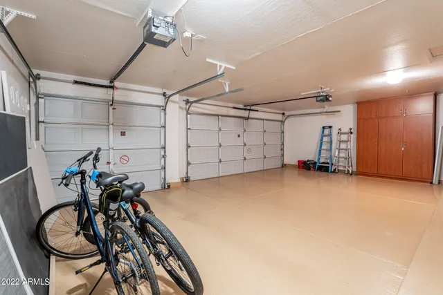 $9,500 | 11056 East Oberlin Way, Scottsdale, AZ 85262