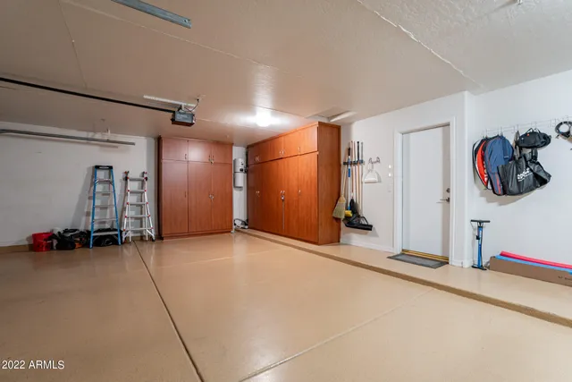 $9,500 | 11056 East Oberlin Way, Scottsdale, AZ 85262