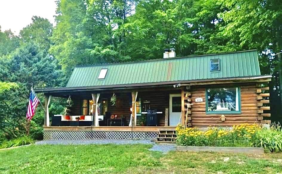 608 Perkins Road Weybridge, VT 05753 - Photo 1 of 21