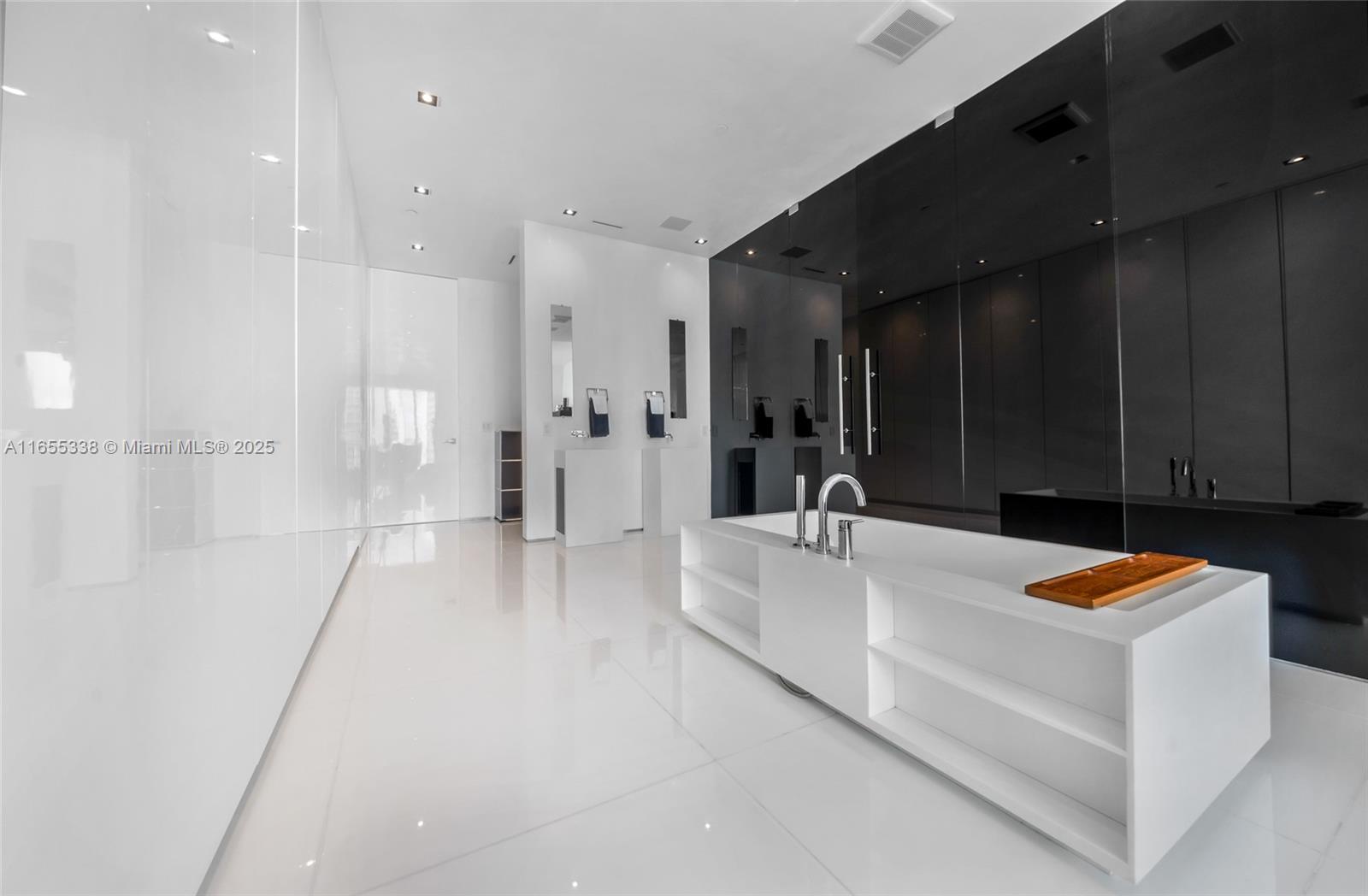 900 Brickell Key Boulevard, Unit 2603 Miami, FL 33131 - Photo 47 of 99