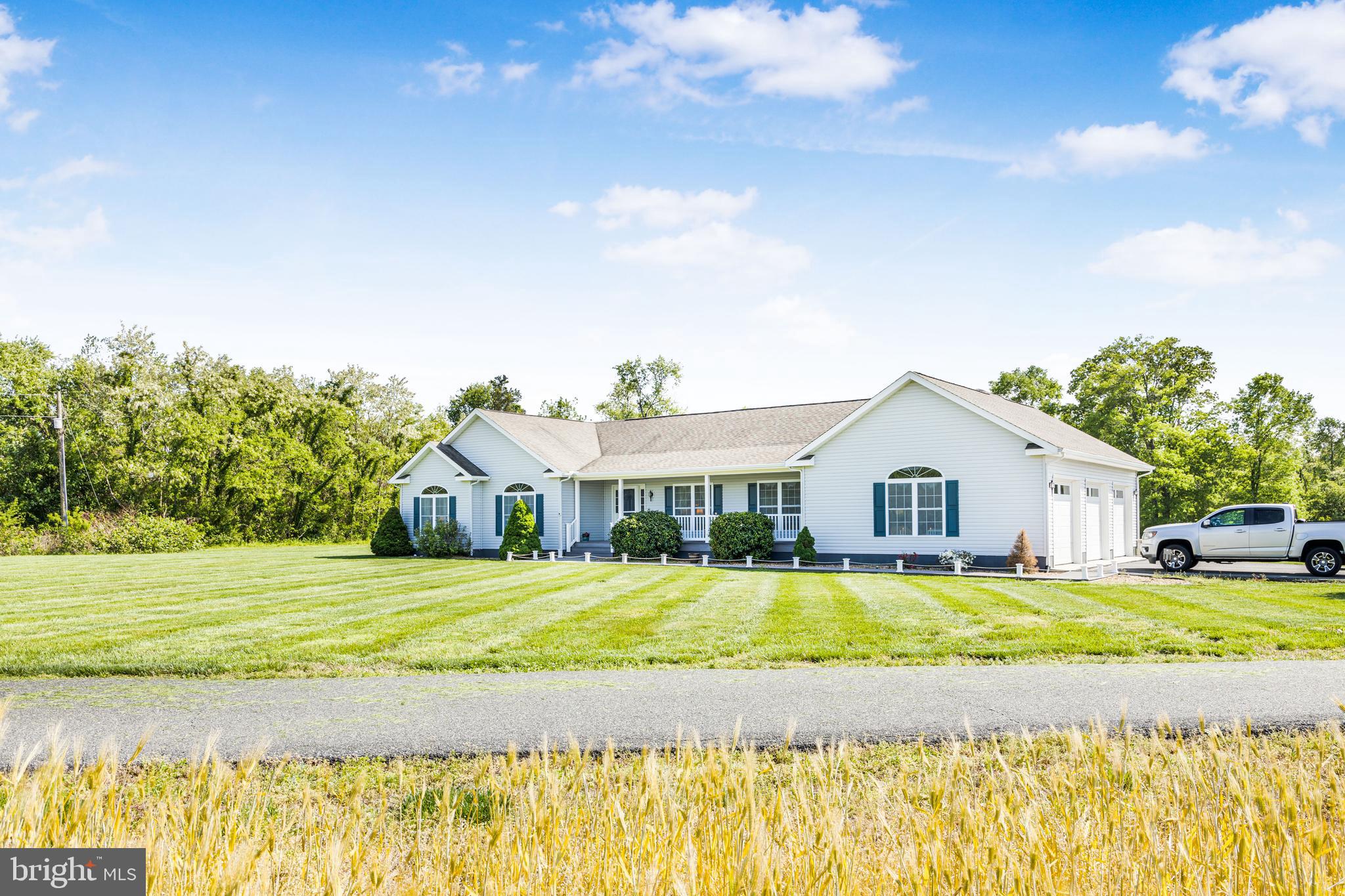 625 Parham Point Road Hague, VA 22469 - Photo 3 of 31 Front View