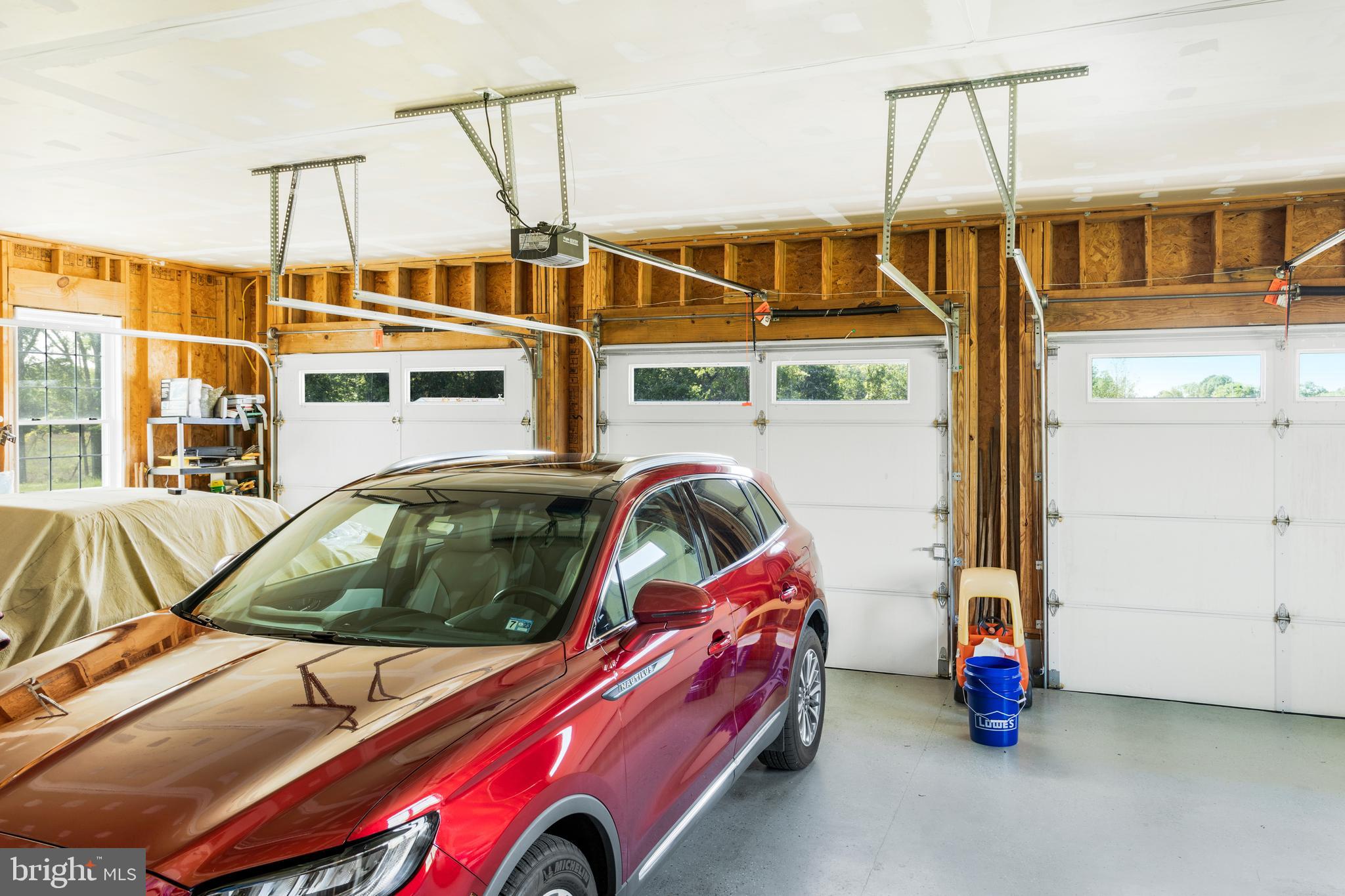 625 Parham Point Road Hague, VA 22469 - Photo 31 of 31 3-Car Garage