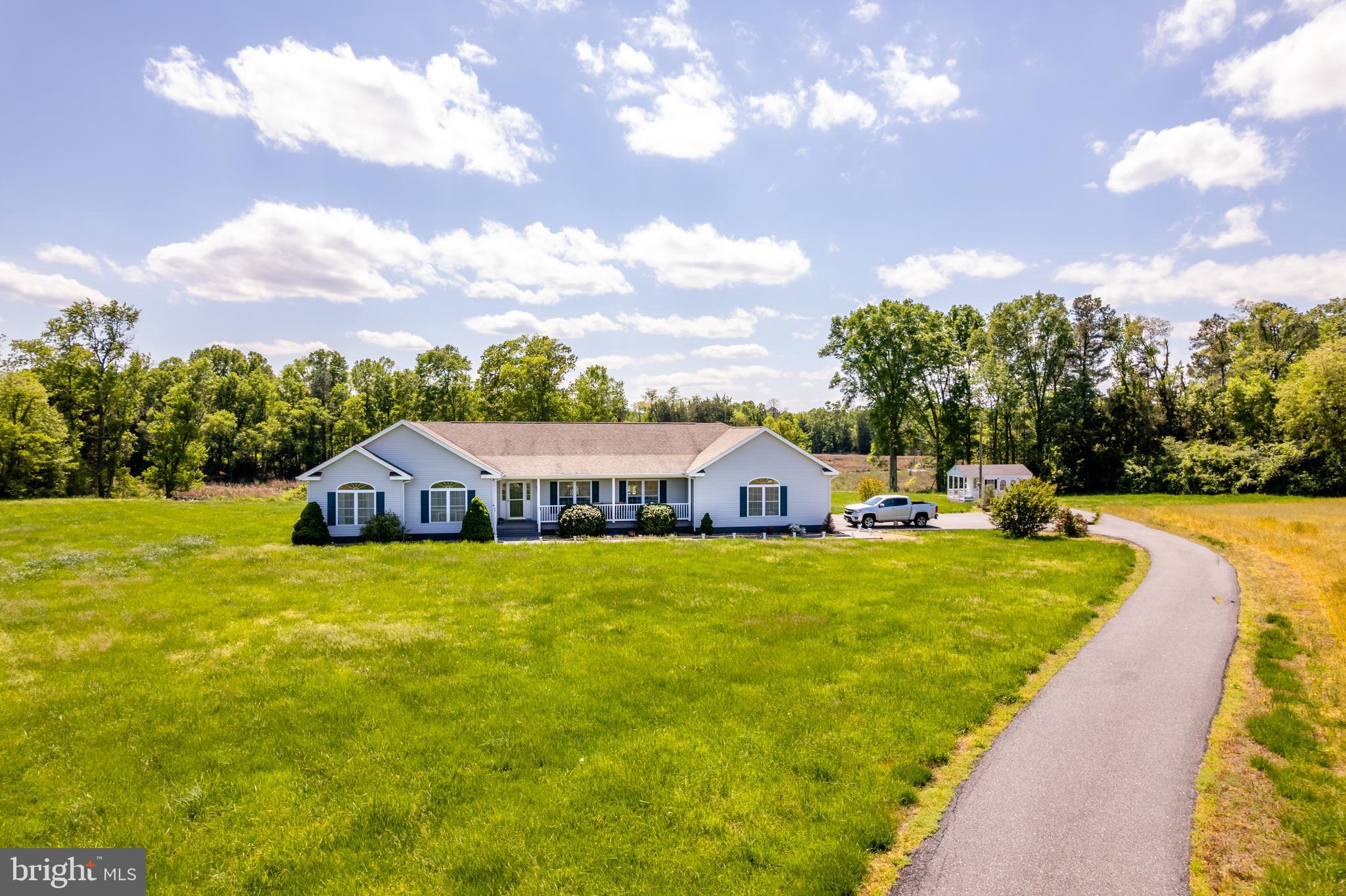 625 Parham Point Road Hague, VA 22469 - Photo 4 of 31 Front View