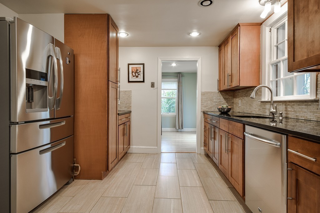 134 Pond Brook Road Newton, MA 02467 - Photo 12 of 22