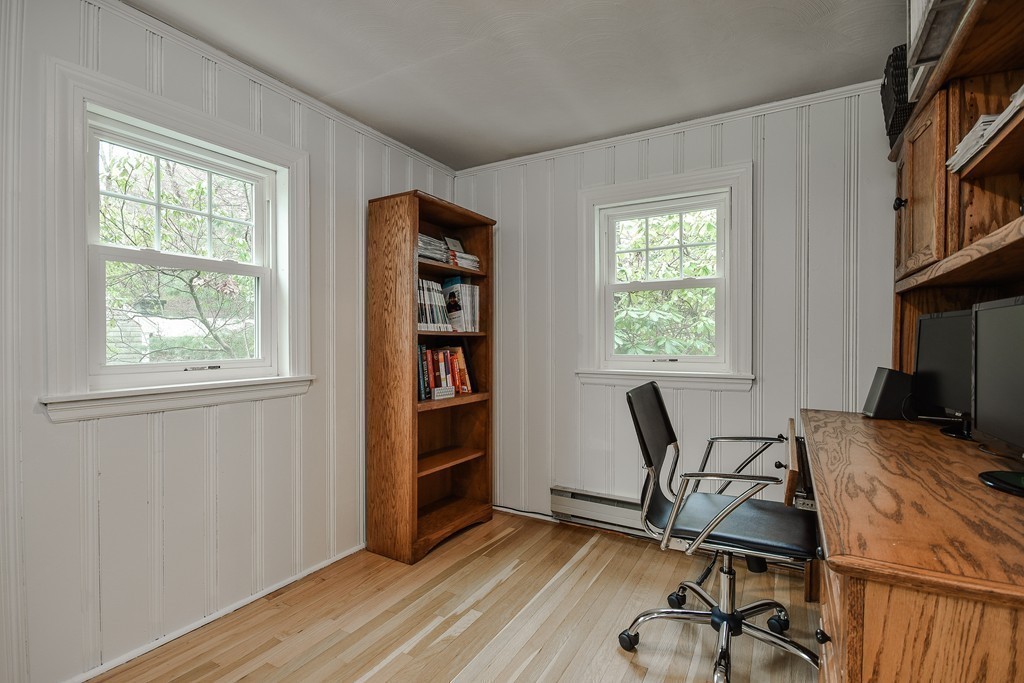 134 Pond Brook Road Newton, MA 02467 - Photo 9 of 22