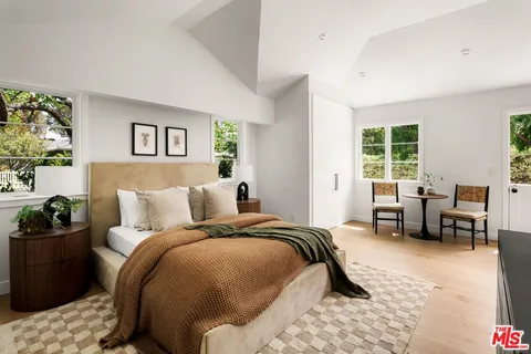 $3,095,000 | 11319 Rose Avenue, Los Angeles, CA 90066