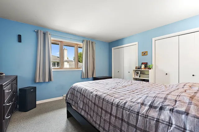 $425,000 | 7922 Sycamore Drive, Orland Park, IL 60462