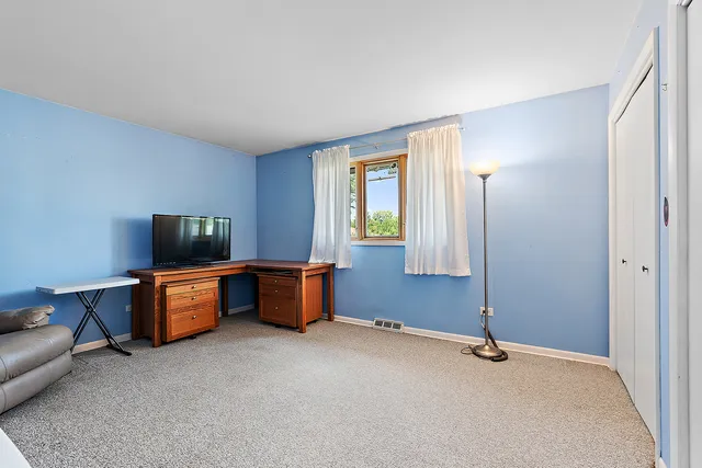 $425,000 | 7922 Sycamore Drive, Orland Park, IL 60462