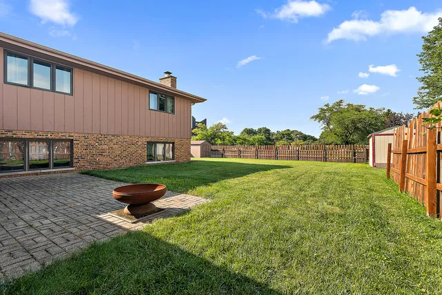 $425,000 | 7922 Sycamore Drive, Orland Park, IL 60462