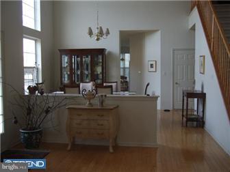 90 Warwick Road Princeton Junction, NJ 08550 - Photo 2 of 9