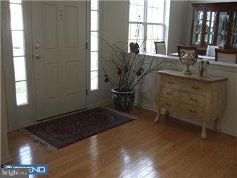 90 Warwick Road Princeton Junction, NJ 08550 - Photo 8 of 9