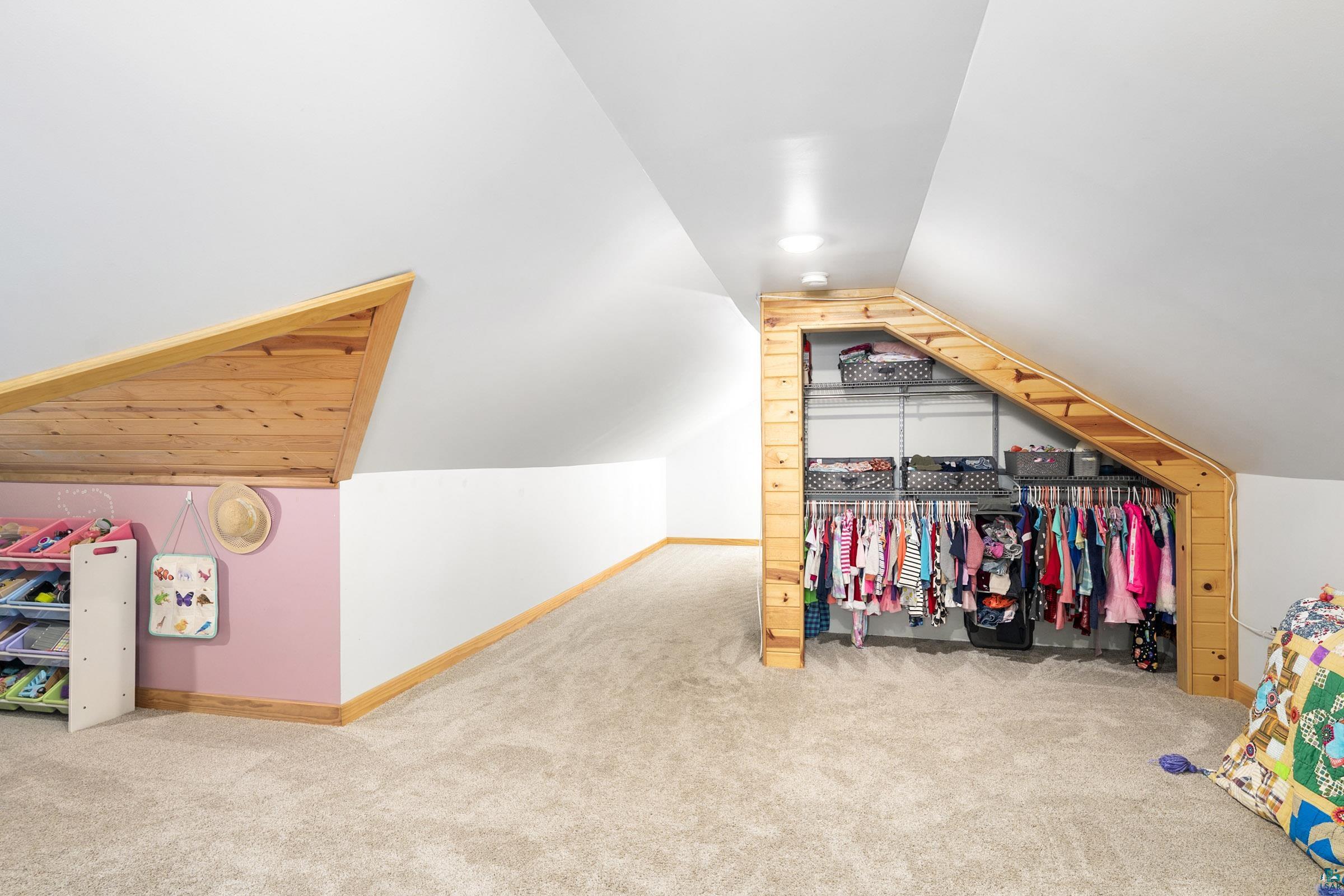 4613 Oneida Street Duluth, MN 55804 - Photo 15 of 24 Gallery Image 15