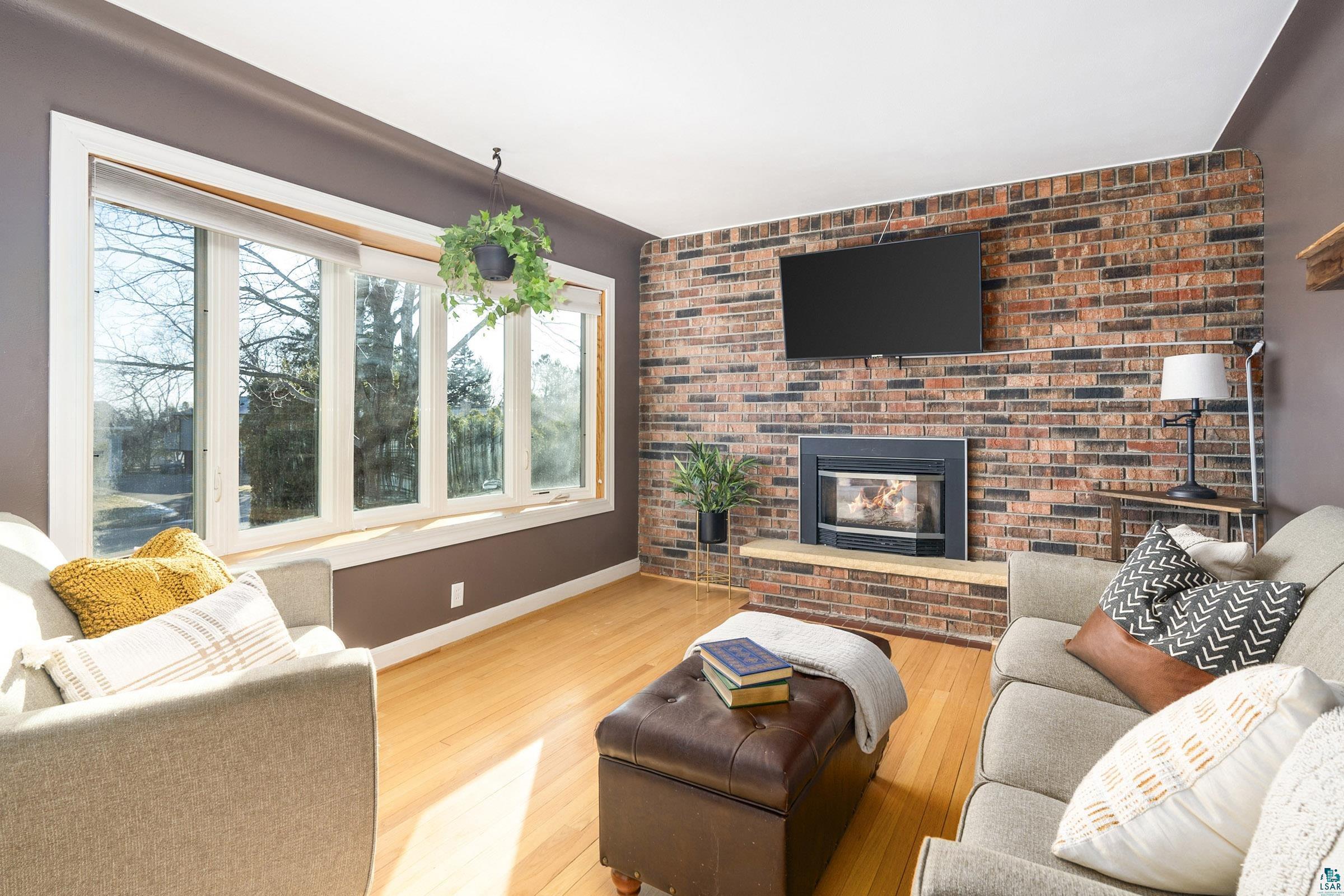 4613 Oneida Street Duluth, MN 55804 - Photo 2 of 24 Gallery Image 2