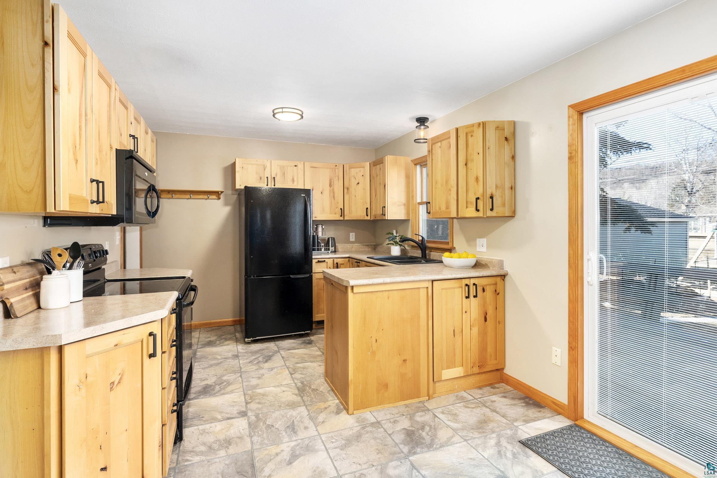 4613 Oneida Street Duluth, MN 55804 - Photo 5 of 24 Gallery Image 5