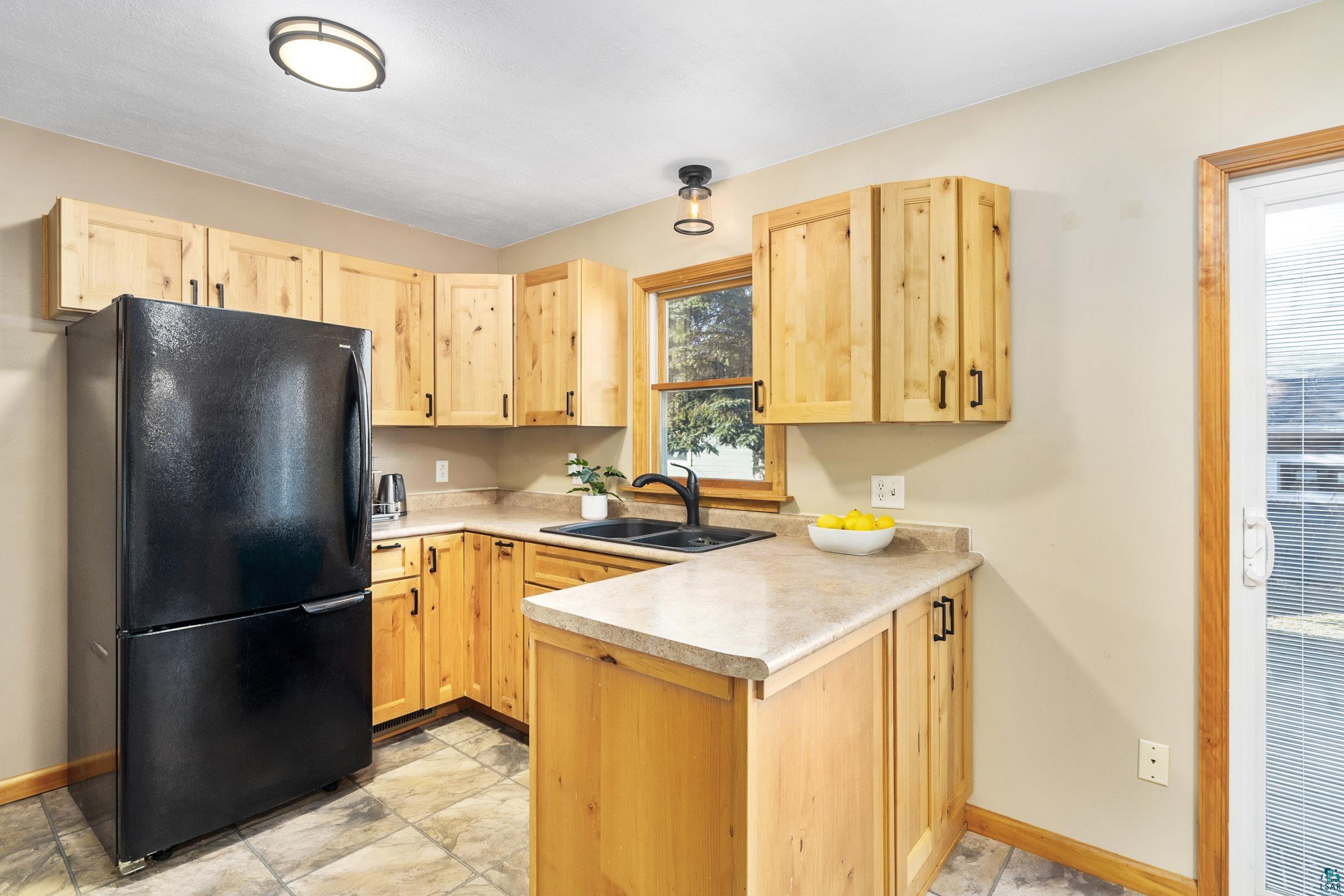 4613 Oneida Street Duluth, MN 55804 - Photo 6 of 24 Gallery Image 6