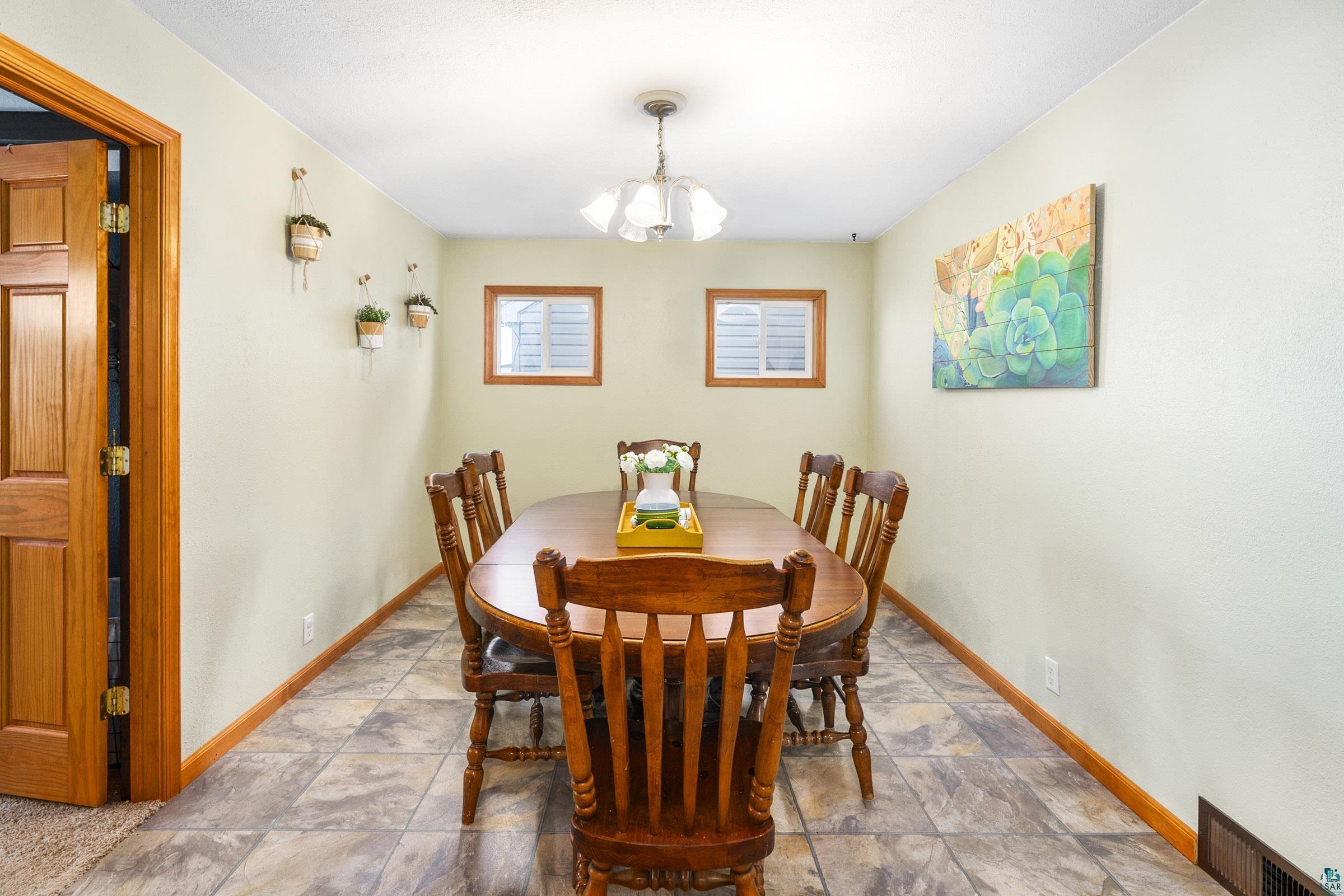 4613 Oneida Street Duluth, MN 55804 - Photo 7 of 24 Gallery Image 7