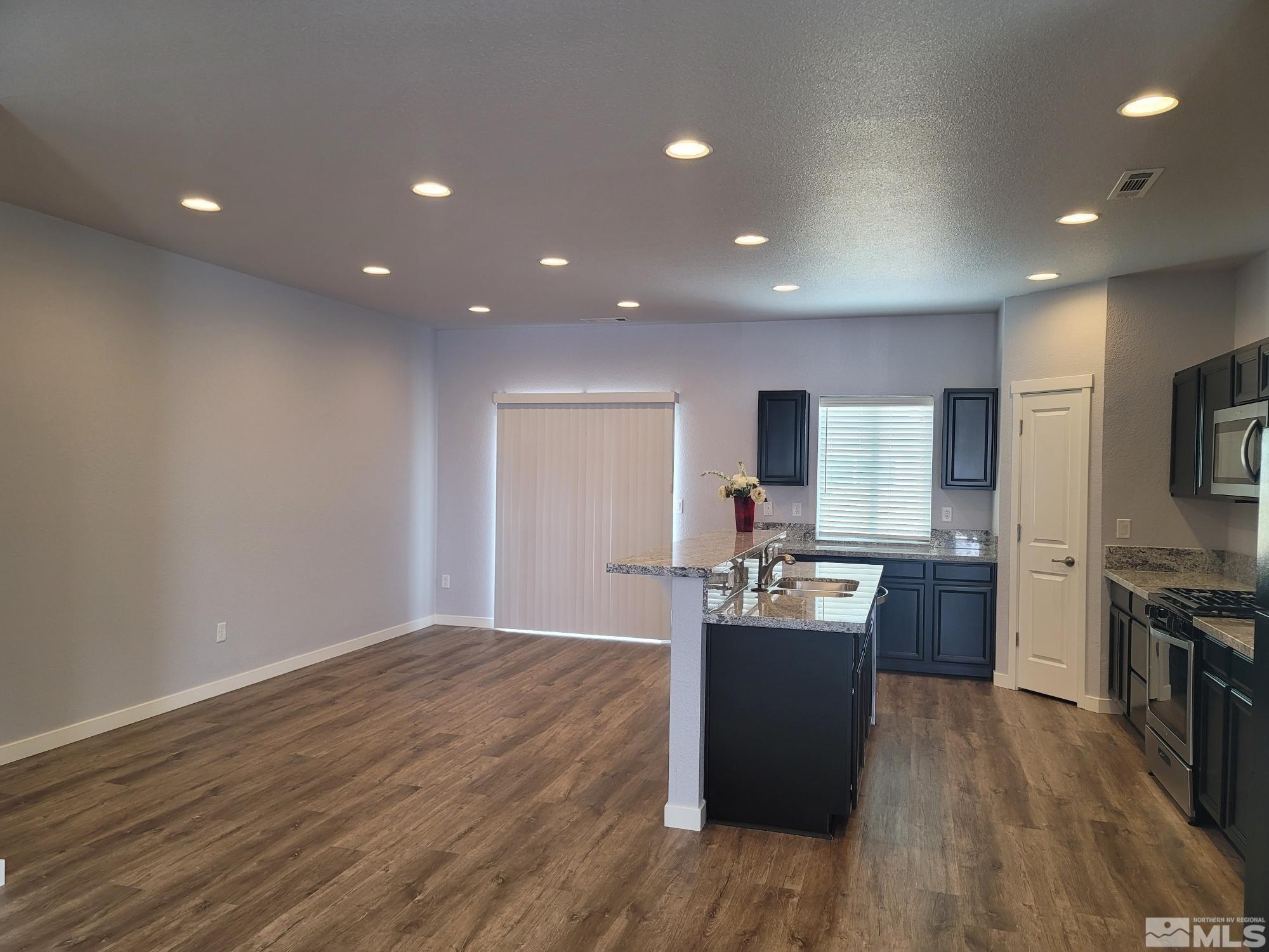 4574 Madison Road Fernley, NV 89408 - Photo 8 of 27 Photo 8