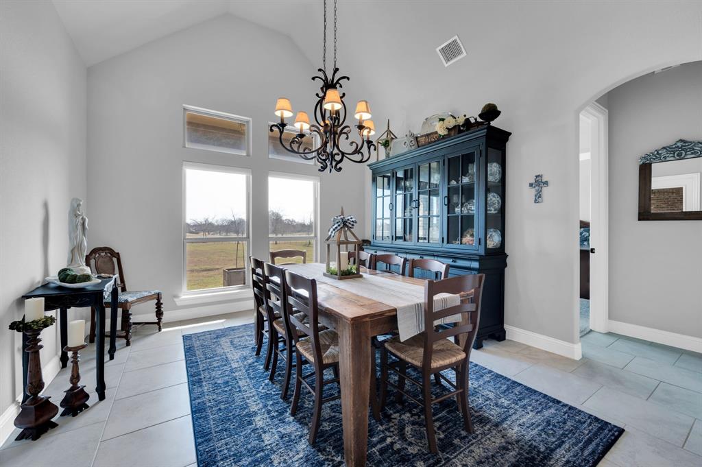 2650 Mc Alpin Road Midlothian, TX 76065 - Photo 15 of 36 Dining room.