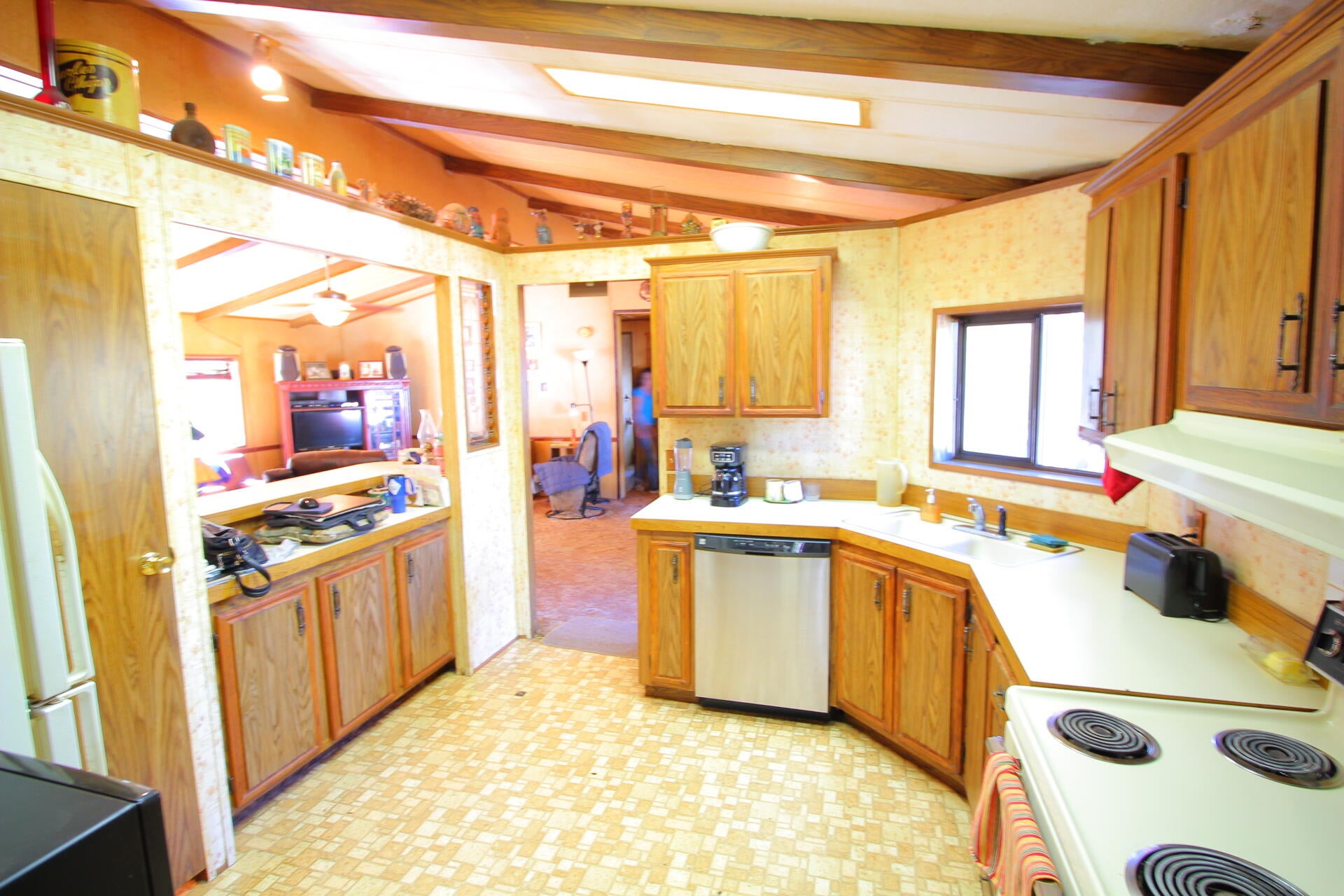 10489 Lower River Road Grants Pass, OR 97526 - Photo 21 of 30 very nice