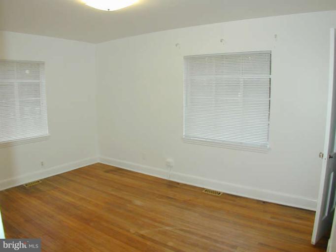 4808 Harvard Road College Park, MD 20740 - Photo 6 of 26 Bedroom front
