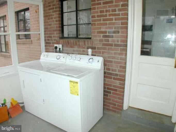 4808 Harvard Road College Park, MD 20740 - Photo 10 of 26 laundry room