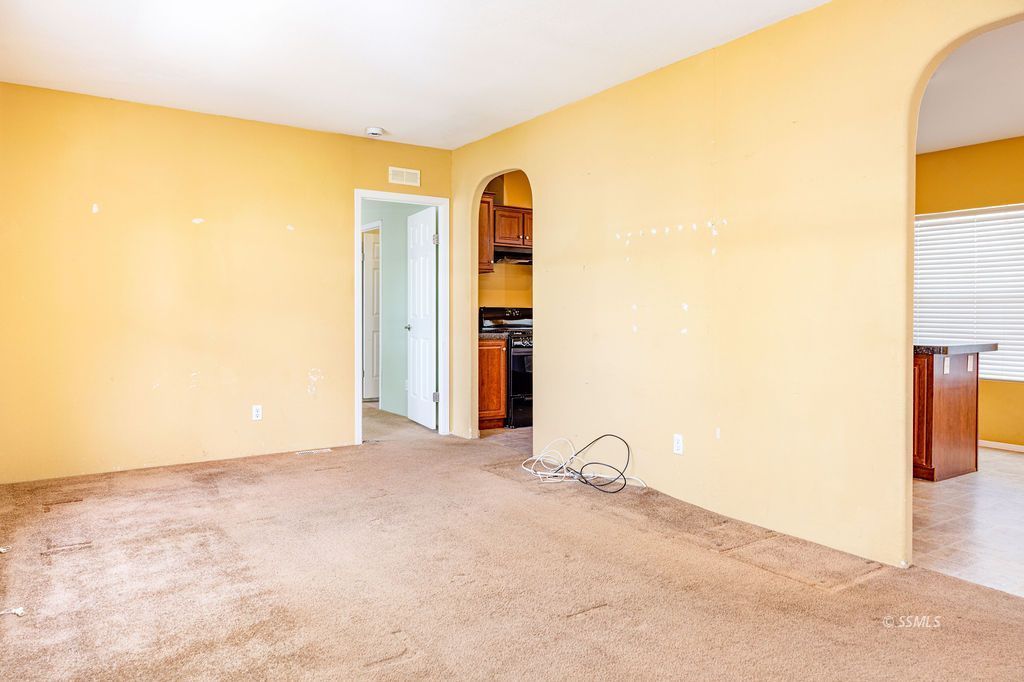 801 West Ward Avenue, Unit 75 Ridgecrest, CA 93555 - Photo 6 of 33 Gallery Image 6