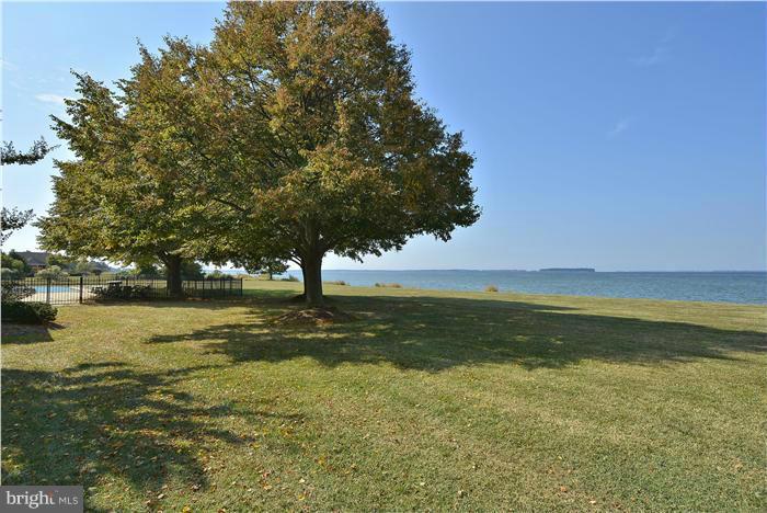3100 Bennett Point Road Queenstown, MD 21658 - Photo 9 of 28 Backyard and Eastern Bay