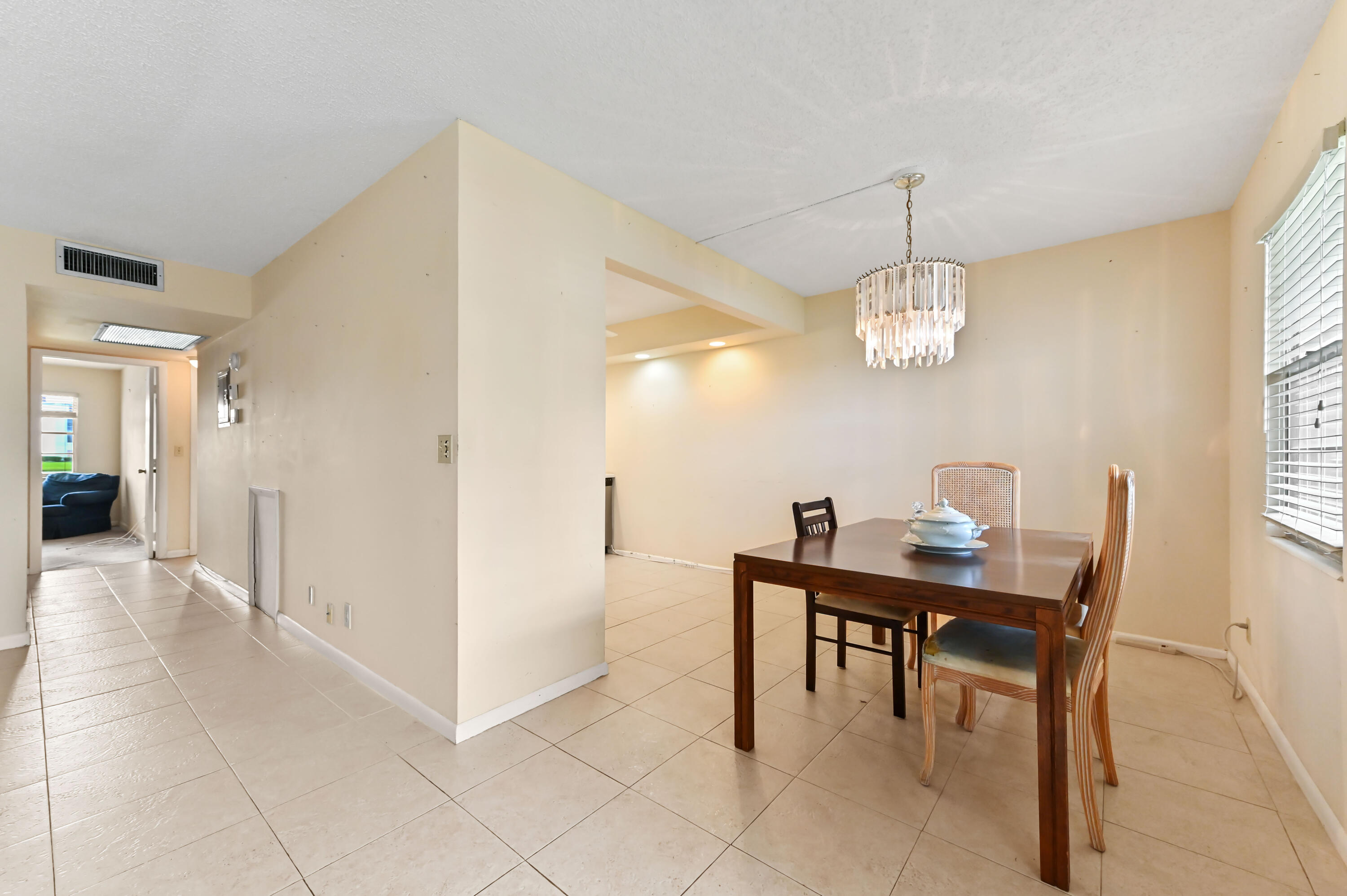 1034 Rexford B Boca Raton, FL 33434 - Photo 8 of 24 08 dining room 01