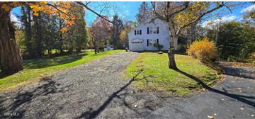 18 Pickering Lane Troy, NY 12180 - Photo 2 of 30 IMG_0036